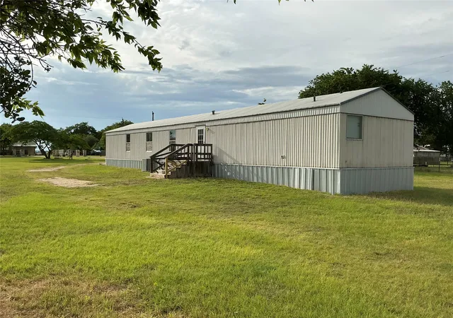 Homes for sale in Oglesby, TX | 109 Mckelvain St, Oglesby, TX 76561 | MLS# 21271972