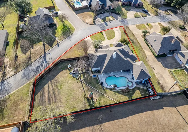 Photo 2 of Sale Pending at 300 Rash Ln, Terrell, TX 75160 | MLS# 21272884 | Listing updated on 2026-08-26