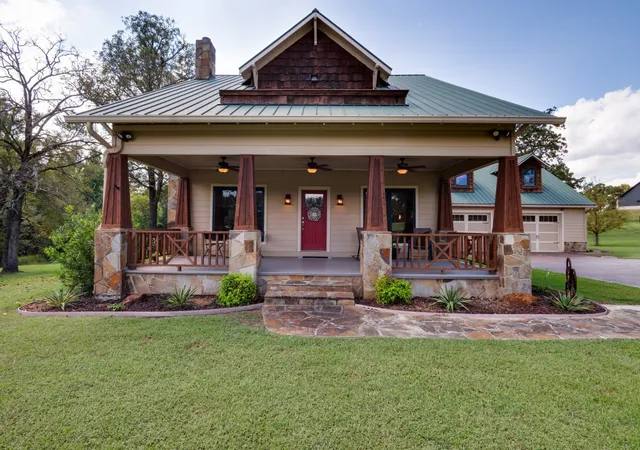 Photo 1 of Single family home for sale at 14244 Caddo Creek Cir, Larue, TX 75770 | MLS# 21272789 | Listing updated on 2026-09-21