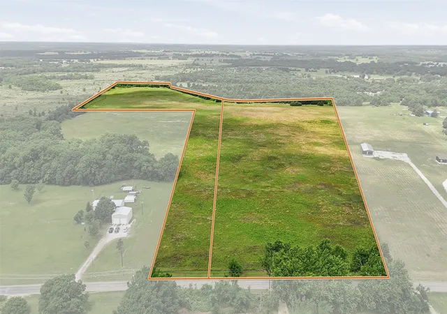 Photo 2 of Land for sale at Tracts 4 And 5 Sandusky Rd, Whitesboro, TX 76273 | MLS# 21269583 | Listing updated on 2026-10-06