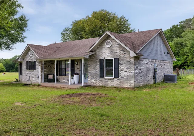 Homes for sale in Emory, TX | 300 Rs County Road 3367, Emory, TX 75440 | MLS# 21272602