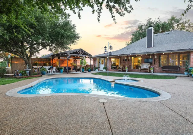 Photo 1 of Single family home for sale at 981 County Road 4918, Trenton, TX 75490 | MLS# 21268765 | Listing updated on 2026-08-31