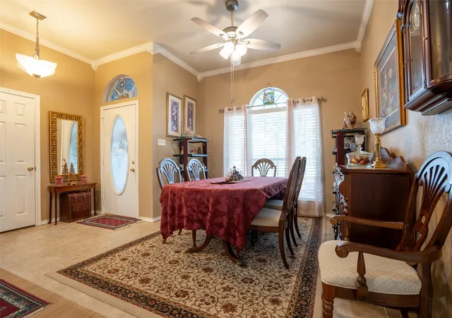 Photo 3 of Single family home for sale at 623 Newlin Ln, Granbury, TX 76048 | MLS# 21267318 | Listing updated on 2026-09-30