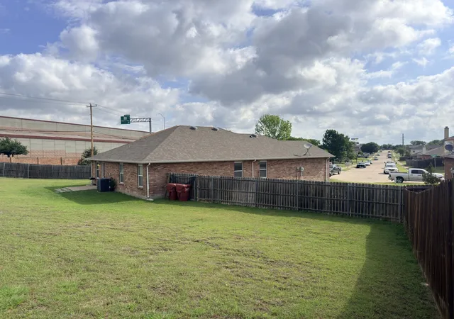 Photo 3 of Single family home for sale at 1201 Cyprus Dr, Royse City, TX 75189 | MLS# 21272968 | Listing updated on 2026-10-02