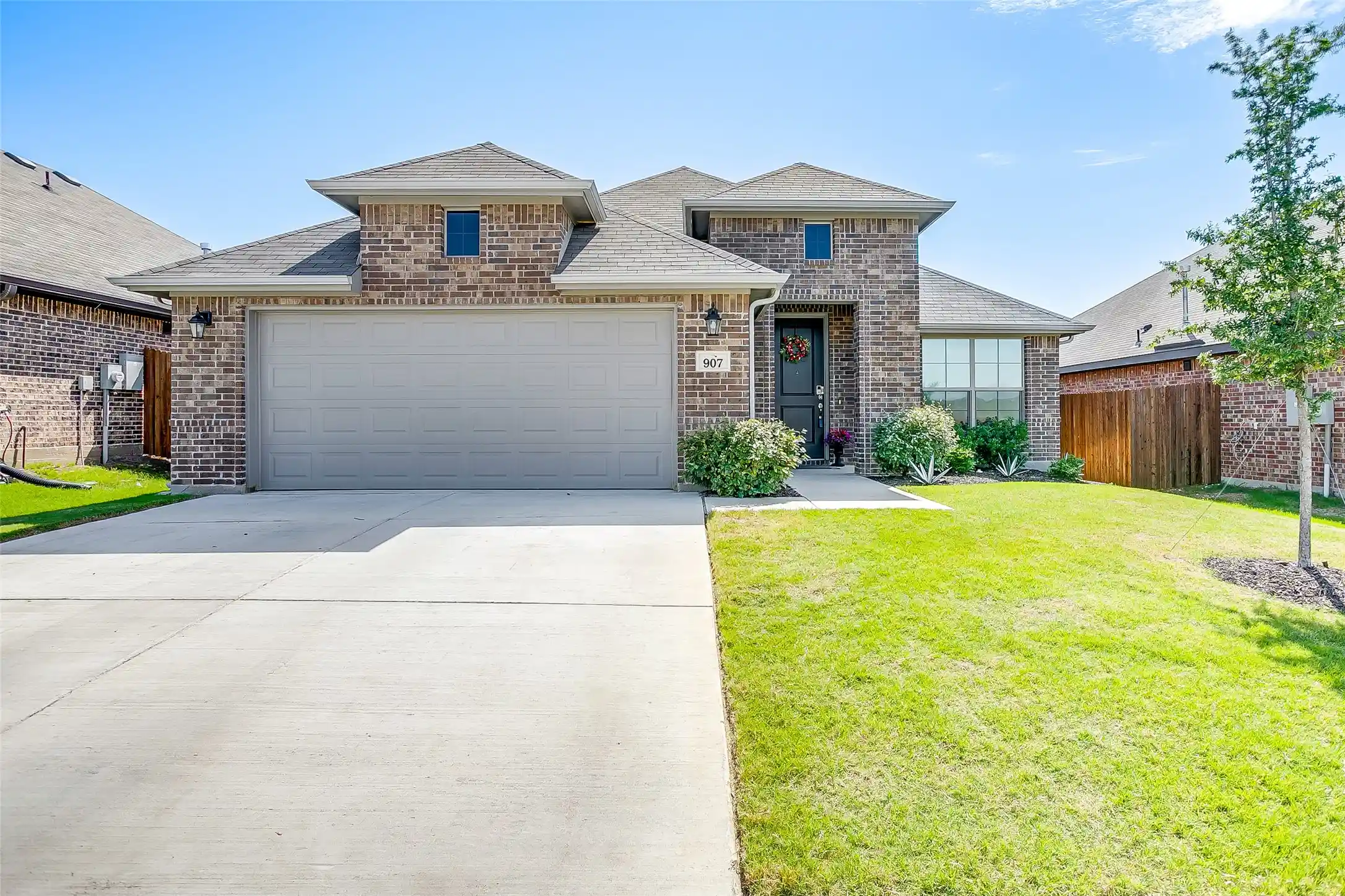 Photo 1 of Single family home for sale at 907 Beverly Dr, Cleburne, TX 76033 | MLS# 21267468 | Listing updated on 2026-06-28