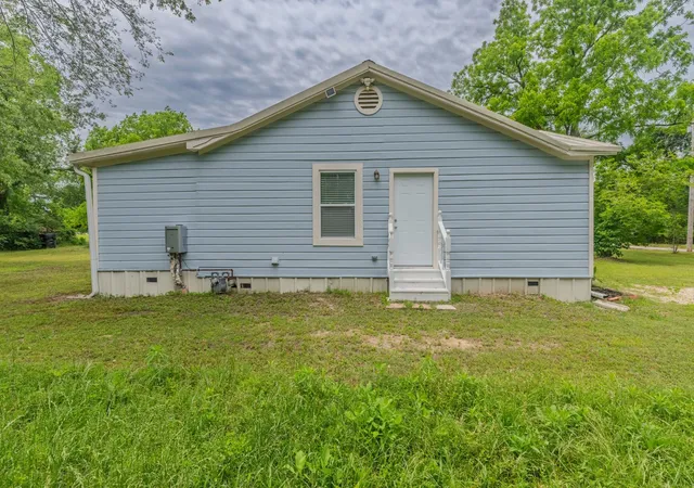 Homes for sale in Emory, TX | 208 Lee Ivie Ln, Emory, TX 75440 | MLS# 21272522