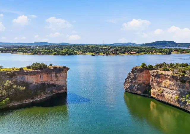 Homes for sale in Possum Kingdom Lake, TX | 7085 W Hells Gate Dr, Possum Kingdom Lake, TX 76475 | MLS# 21257583
