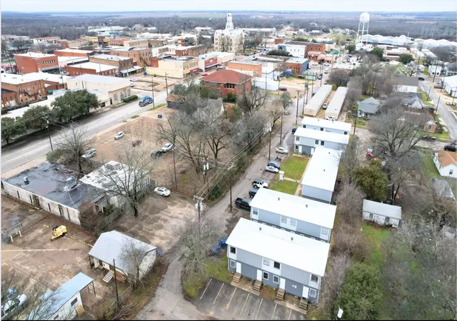 Photo 2 of Multi family home for sale at 208 N Church St, Hillsboro, TX 76645 | MLS# 21273072 | Listing updated on 2026-08-24