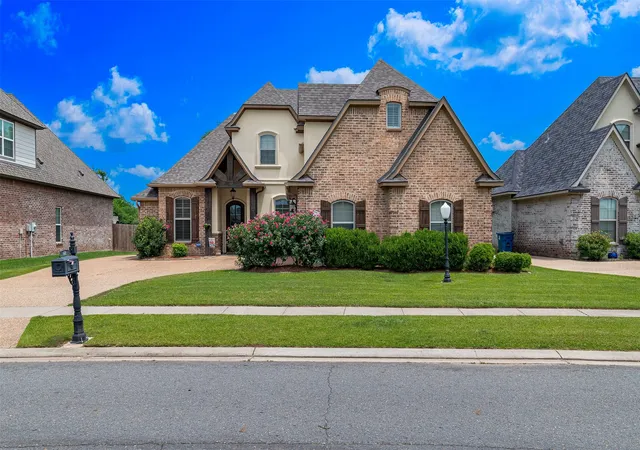 1st image of 672 Dumaine, Bossier City, LA 71111 | MLS# 21271489