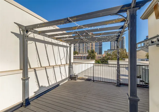Homes for sale in Dallas, TX | 3210 Carlisle St #37, Dallas, TX 75204 | MLS# 21272992