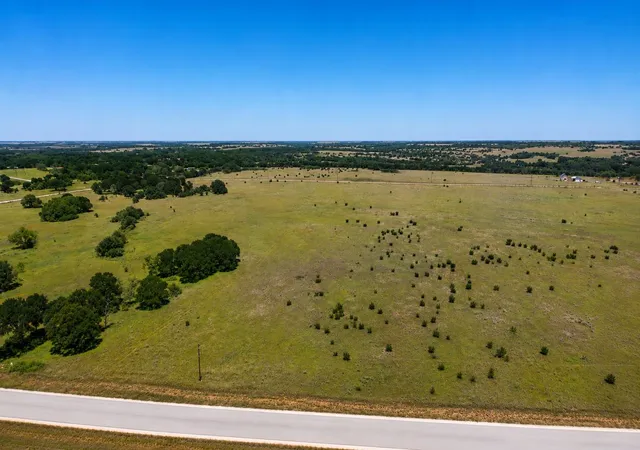 Homes for sale in Oglesby, TX | 374 Yellowstone Dr, Oglesby, TX 76561 | MLS# 21267924