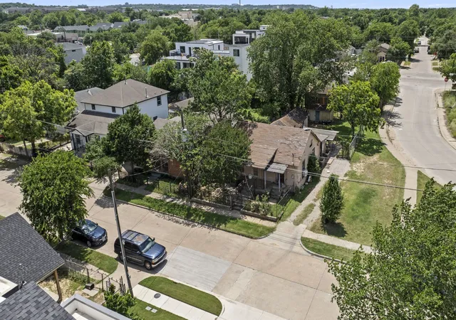 Photo 2 of Single family home for sale at 3347 Topeka Ave, Dallas, TX 75212 | MLS# 21273083 | Listing updated on 2026-08-24