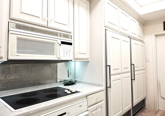 Photo 1 of Condo for sale at 6335 W Northwest Hwy #711, Dallas, TX 75225 | MLS# 21273249 | Listing updated on 2026-09-02