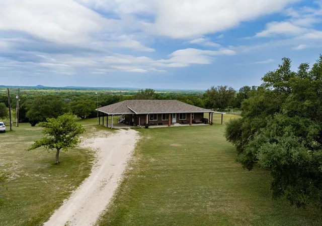 Homes for sale in Cross Plains, TX | 16271 Fm 880 S, Cross Plains, TX 76443 | MLS# 21273254