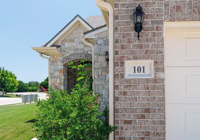 Homes for sale in Weatherford, TX | 101 Legacy Blvd, Weatherford, TX 76085 | MLS# 21273281