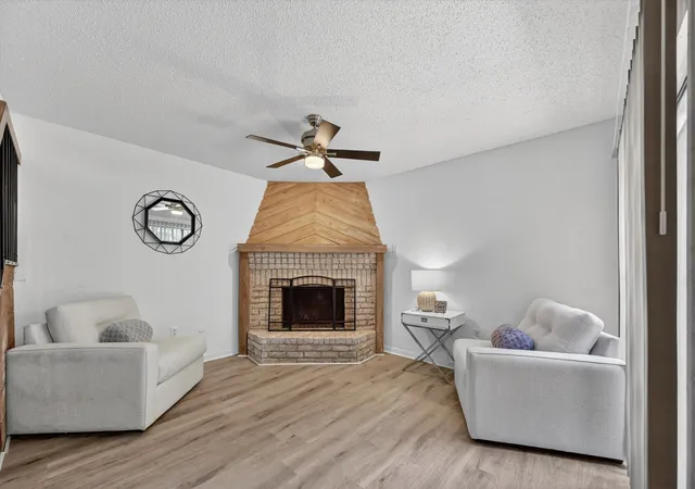 Listing Photo 1 - Condo for sale in building located at 5626 Preston Oaks Rd, Dallas, TX 75254 - Unit #36B