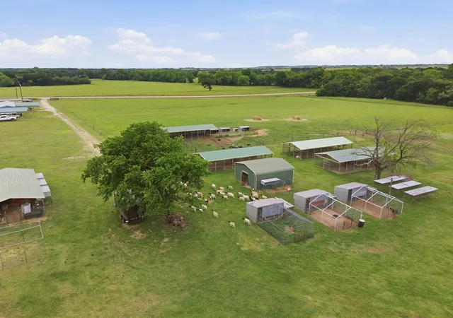 Homes for sale in Hubbard, TX | 7956 Fm 2114, Hubbard, TX 76648 | MLS# 21272665