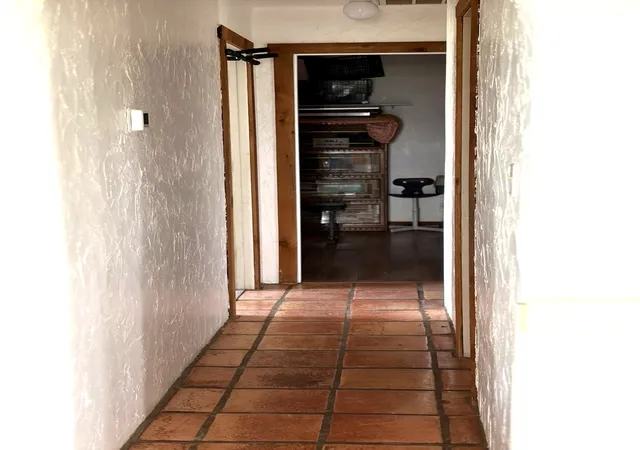 Photo 3 of Single family home for sale at 2515 Us Hwy 77 Hwy, Lott, TX 76656 | MLS# 21273339 | Listing updated on 2026-09-05