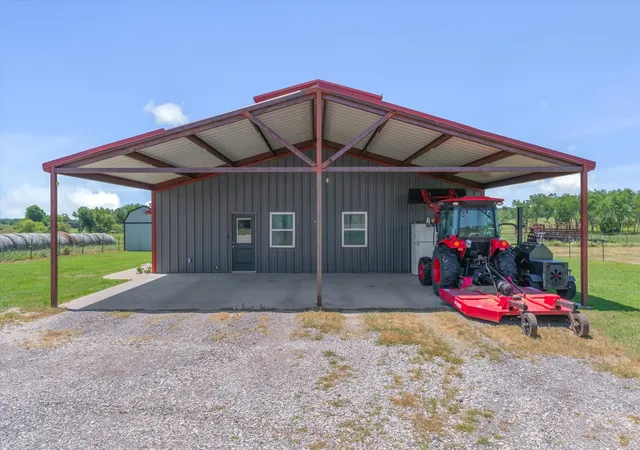 Photo 3 of Single family home for sale at 1026 Vz County Road 2115, Canton, TX 75103 | MLS# 21273134 | Listing updated on 2026-08-28
