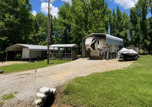 Homes for sale in Quitman, TX | 1063 Holiday Village Dr, Quitman, TX 75783 | MLS# 21273382