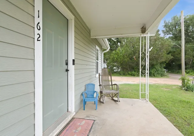 Homes for sale in Whitney, TX | 162 Irving Dr, Whitney, TX 76692 | MLS# 21273517