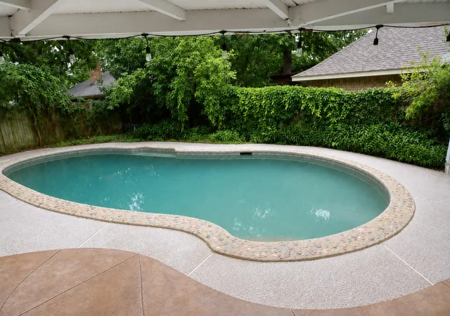Photo 2 of Single family home for sale at 3302 Westgrove Dr, Arlington, TX 76001 | MLS# 21273553 | Listing updated on 2026-08-22