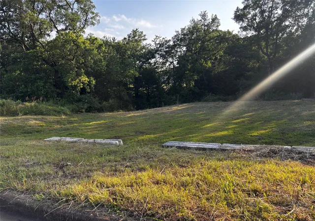 Photo 1 of Land for sale at 13 Geraldine Ln, Denison, TX 75020 | MLS# 21273569 | Listing updated on 2026-10-06