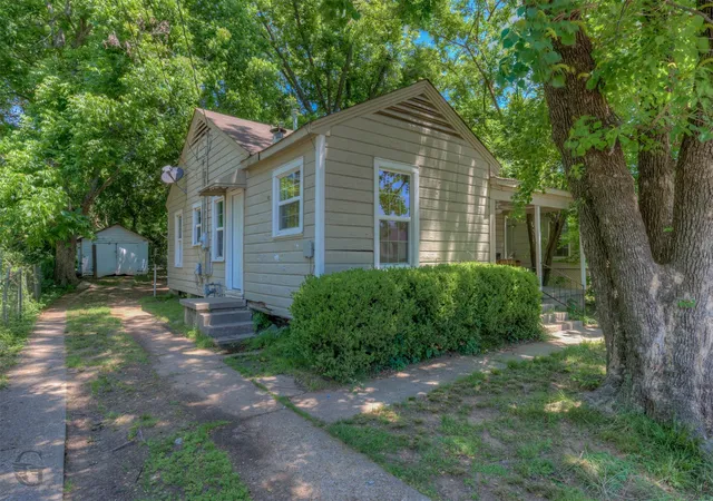 Photo 1 of Single family home for sale at 115 Colquitt St, Bossier City, LA 71111 | MLS# 21273165 | Listing updated on 2026-08-25