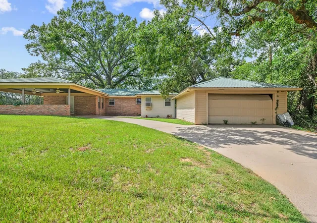 Photo 3 of Single family home for sale at 509 Tina St, Quitman, TX 75783 | MLS# 21273615 | Listing updated on 2026-09-02