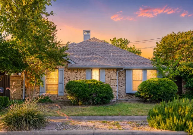 Homes for sale in Richardson, TX | 621 Woodway Ln, Richardson, TX 75081 | MLS# 21273663