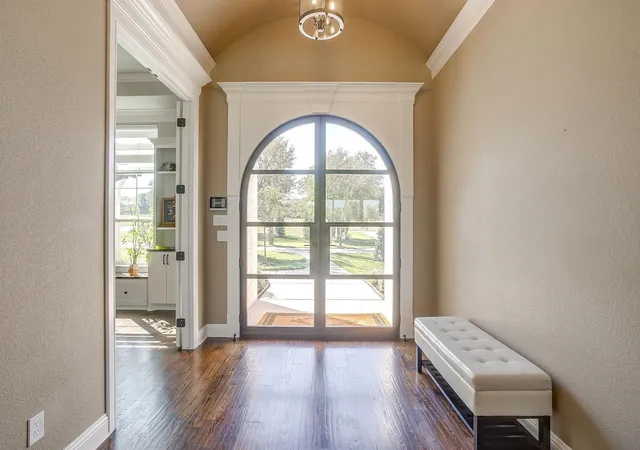 Photo 3 of Sale Pending at 104 Woodview Creek Trl, Fort Worth, TX 76108 | MLS# 21273674 | Listing updated on 2026-07-31
