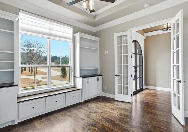 Photo 4 of Sale Pending at 104 Woodview Creek Trl, Fort Worth, TX 76108 | MLS# 21273674 | Listing updated on 2026-07-31