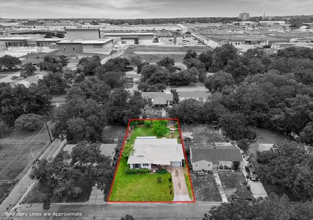 Homes for sale in Waco, TX | 2004 N 40Th St, Waco, TX 76707 | MLS# 21271604