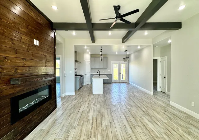 Photo 3 of Single family home for sale at 1490 Fm 1256, Eustace, TX 75124 | MLS# 21273703 | Listing updated on 2026-08-25