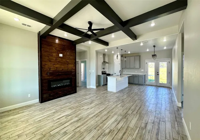 Photo 4 of Single family home for sale at 1490 Fm 1256, Eustace, TX 75124 | MLS# 21273703 | Listing updated on 2026-08-25