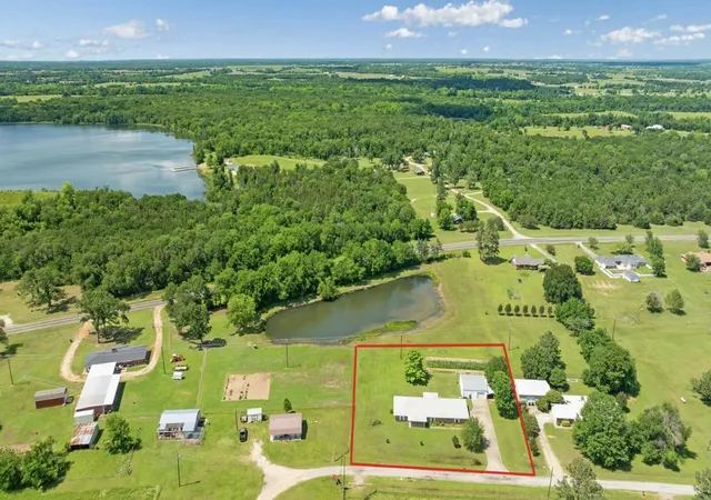 Homes for sale in Sumner, TX | 152 County Road 32250, Sumner, TX 75486 | MLS# 21273685