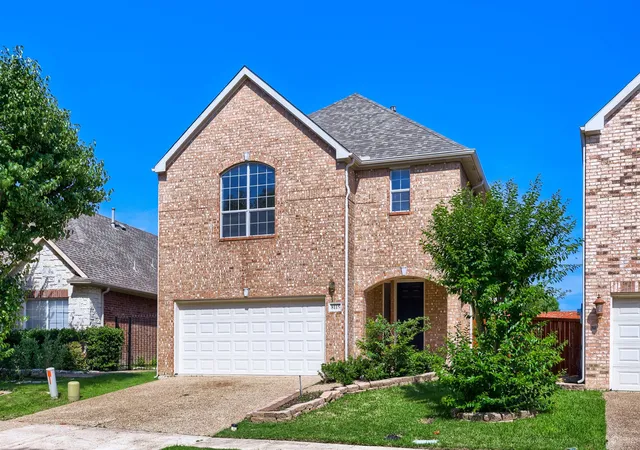 Photo 2 of Single family home for sale at 8115 Dogwood Ln, Irving, TX 75063 | MLS# 21177933 | Listing updated on 2026-08-28