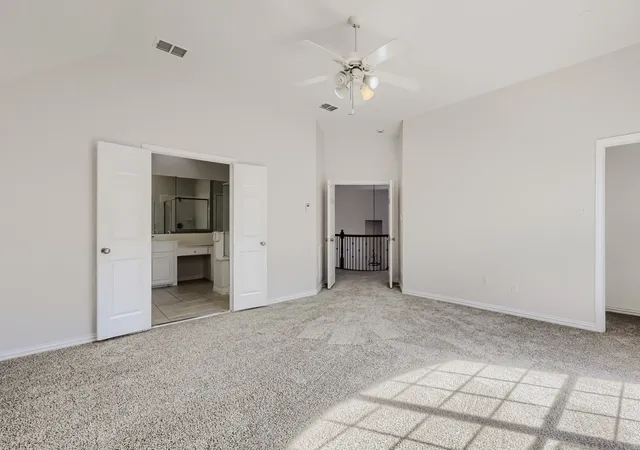 Photo 4 of Single family home for sale at 8115 Dogwood Ln, Irving, TX 75063 | MLS# 21177933 | Listing updated on 2026-08-28