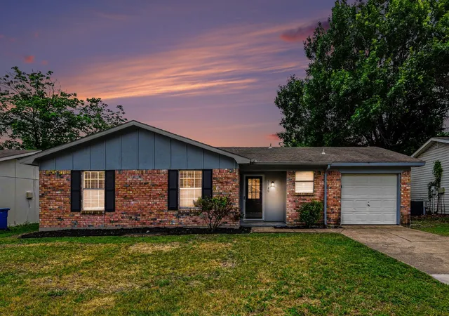 Homes for sale in Rowlett, TX | 3110 Leanne St, Rowlett, TX 75088 | MLS# 21260170