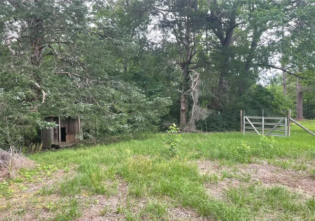 Photo 3 of Sale Pending at 14450 Hwy 84 Hwy, Logansport, LA 71049 | MLS# 21273753 | Listing updated on 2026-07-14