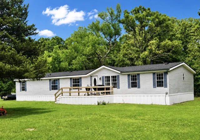 Photo 1 of Manufactured home for sale at 200 Private Road 5828, Fruitvale, TX 75127 | MLS# 21260459 | Listing updated on 2026-09-28