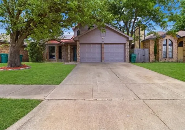 Homes for sale in Cedar Hill, TX | 606 Lemons St, Cedar Hill, TX 75104 | MLS# 21273305