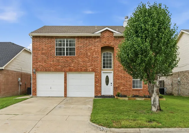 1st image of 8173 Heritage Pl Dr, Fort Worth, TX 76137 | MLS# 21273823