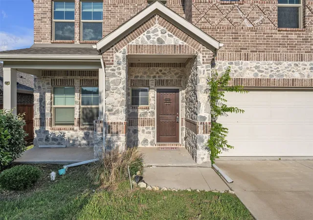 Photo 2 of Single family home for sale at 10012 Callan Ln, Fort Worth, TX 76131 | MLS# 21271667 | Listing updated on 2026-10-07