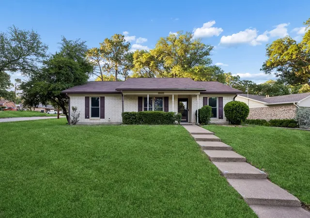 Homes for sale in Irving, TX | 2617 Quail Rdg, Irving, TX 75060 | MLS# 21272632