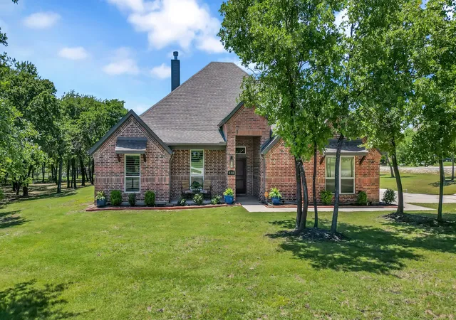 Homes for sale in Poolville, TX | 330 Timbers Cir, Poolville, TX 76487 | MLS# 21273288