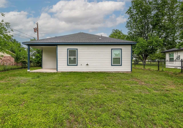 Homes for sale in Sulphur Springs, TX | 500 Como, Sulphur Springs, TX 75482 | MLS# 21268489