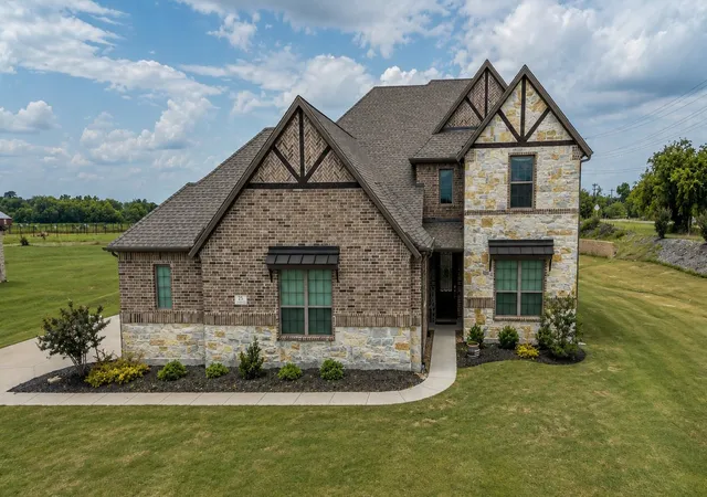 Photo 1 of Single family home for sale at 25 Morrison Rd, Howe, TX 75459 | MLS# 21273953 | Listing updated on 2026-09-01