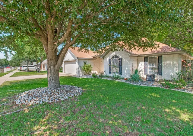 Photo 1 of Single family home for sale at 7100 Windhaven Rd, North Richland Hills, TX 76182 | MLS# 21271958 | Listing updated on 2026-09-02