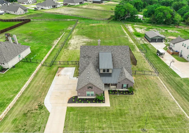 Photo 1 of Single family home for sale at 544 Majors Rd, Van Alstyne, TX 75495 | MLS# 21271715 | Listing updated on 2026-09-04